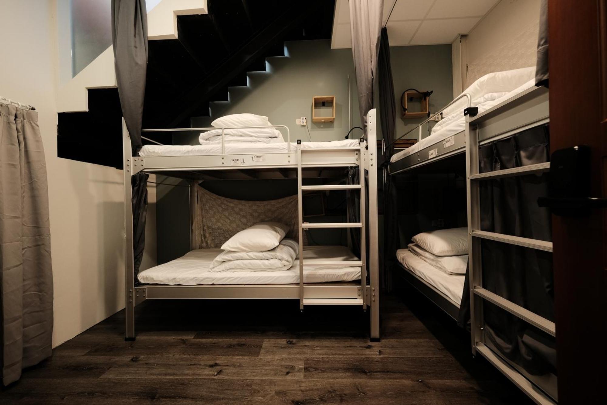 สมอลลี่ แบ๊คแพ๊คเกอร์ Hostel ลู่กั่ง ภายนอก รูปภาพ